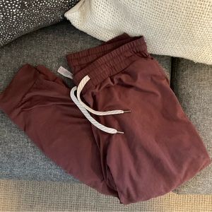 Vuori Women’s Performance Joggers